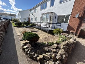 Photo 19- click for photo gallery